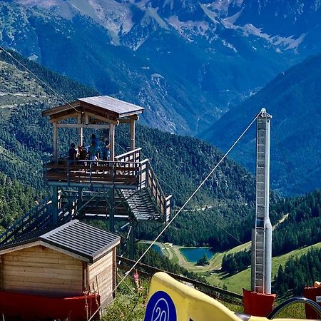 Les Chalets Fleurs De France - Kota Saint-Dalmas Exterior photo
